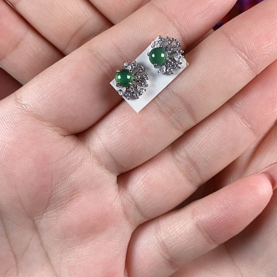翡翠未镶嵌颈饰天然翡翠