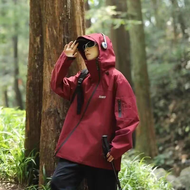 JK819硬壳压胶冲锋衣防风防水情侣百搭连帽三防登山夹克