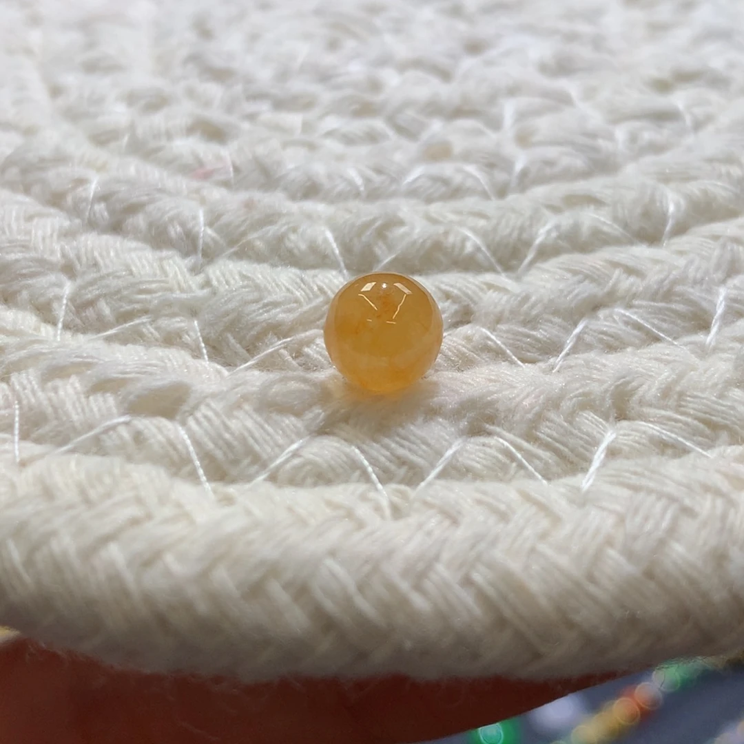 定制翡翠未镶嵌 毛货抛光定制 芬达黄 卡6.5