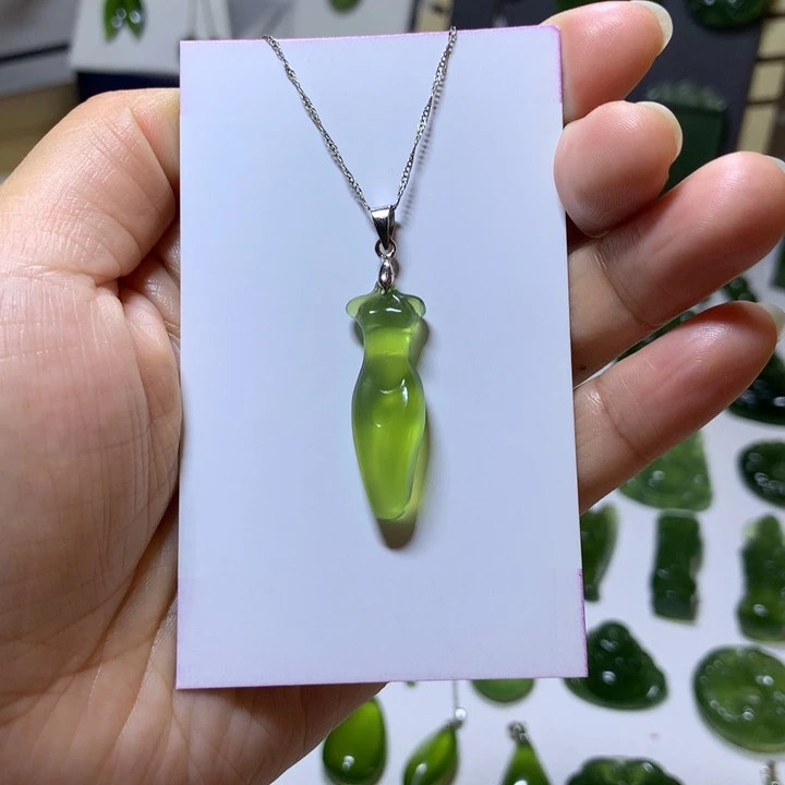 岫玉银S925镶嵌颈饰吊坠