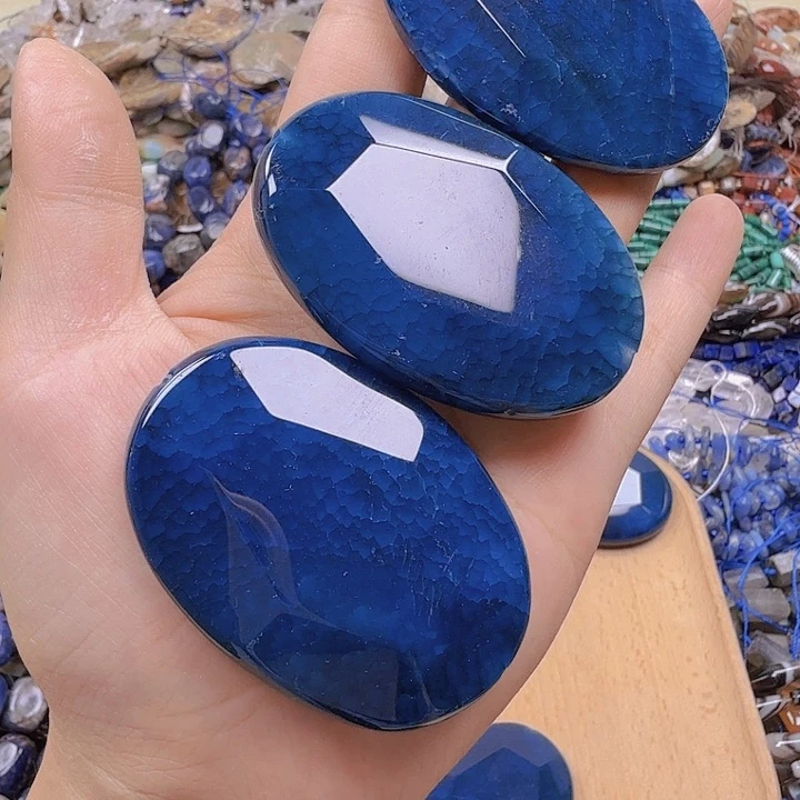 水晶珠宝半成品未镶嵌蓝色龙纹玛恼蛋型配件一颗