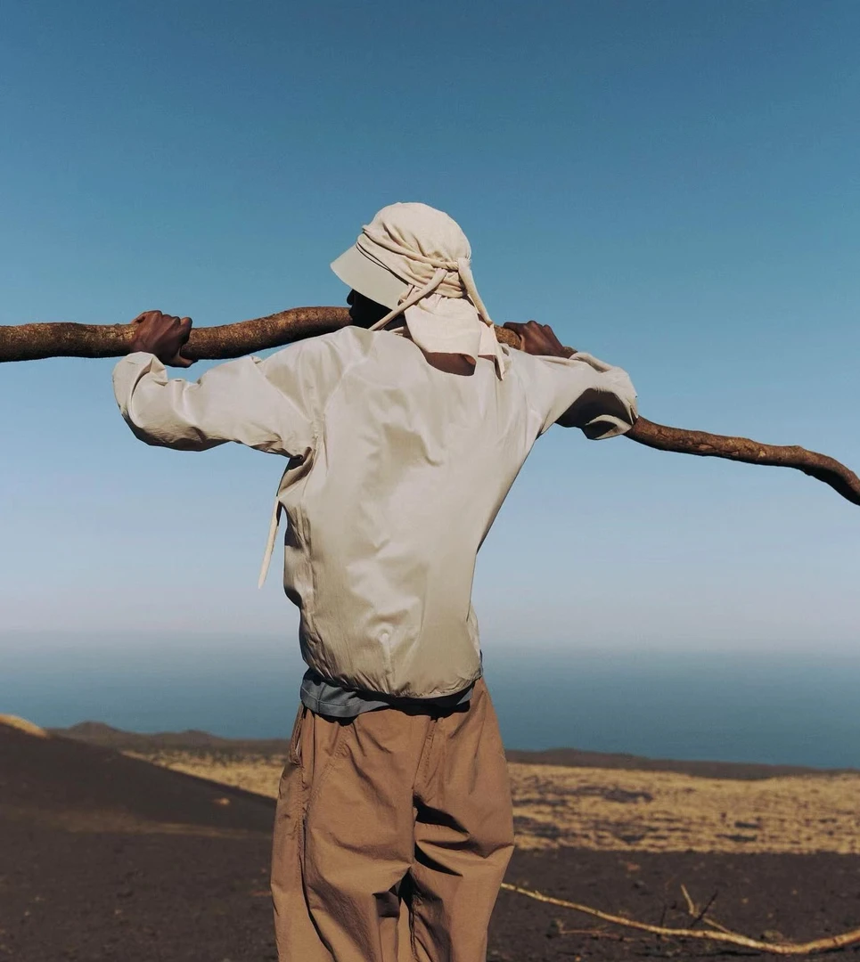 稀奇古怪-AP猿人军团徽章硅胶logo百搭休闲宽松短袖T恤男女同款