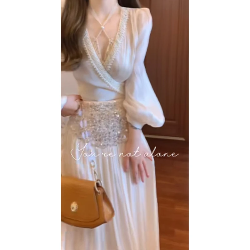 法式复古气质设计感蕾丝绑带上衣配亮片高腰显瘦半身裙两件套