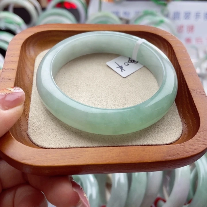 未镶嵌手链翡翠天然