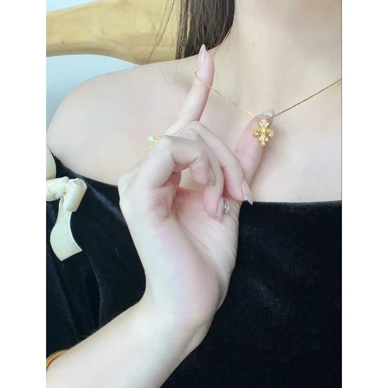 吊坠足银 鸢尾花镶嵌吊坠简约轻奢小首饰女王高级感百搭时尚