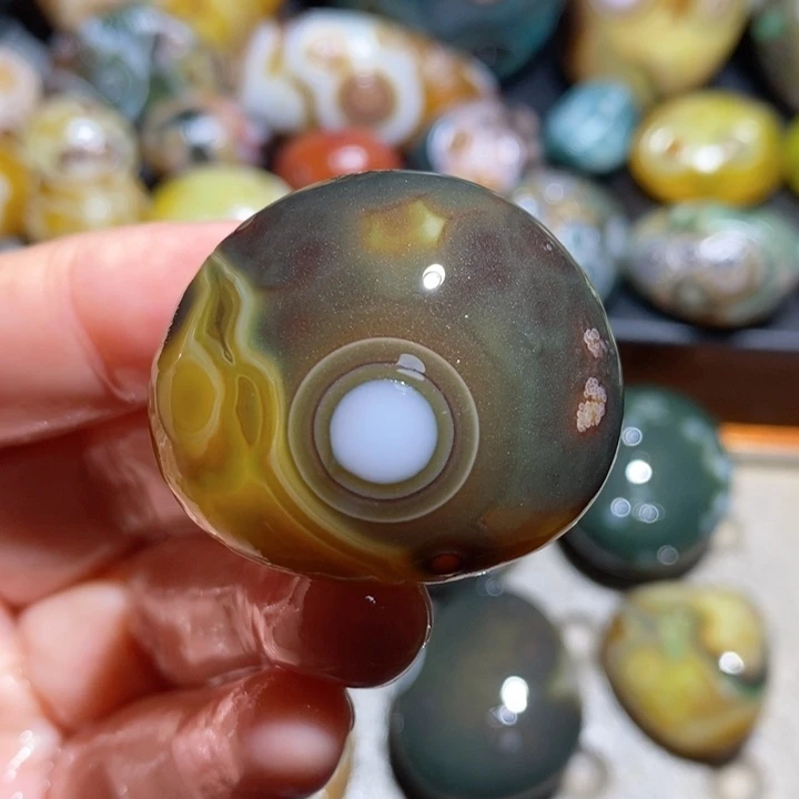 未镶嵌玛瑙/玉髓珠宝半成品78