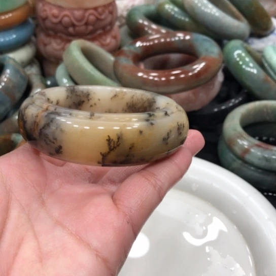 未镶嵌石英质玉珠宝半成品湘***静