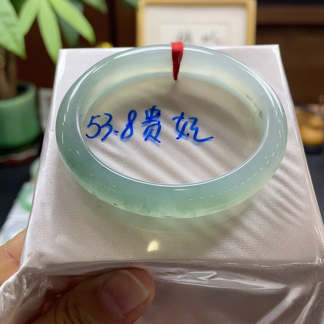 翡翠未镶嵌手镯13 号链接