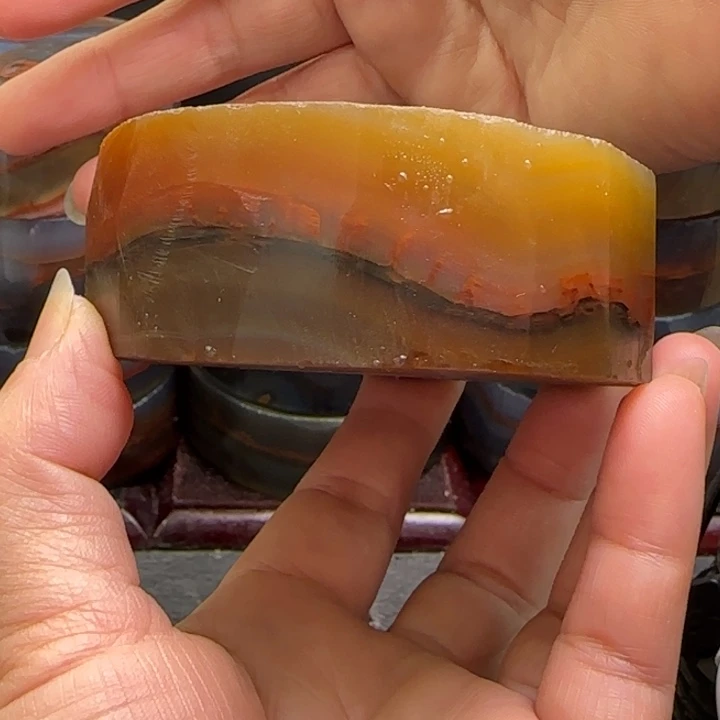 Q***姐定制玛瑙手镯定制