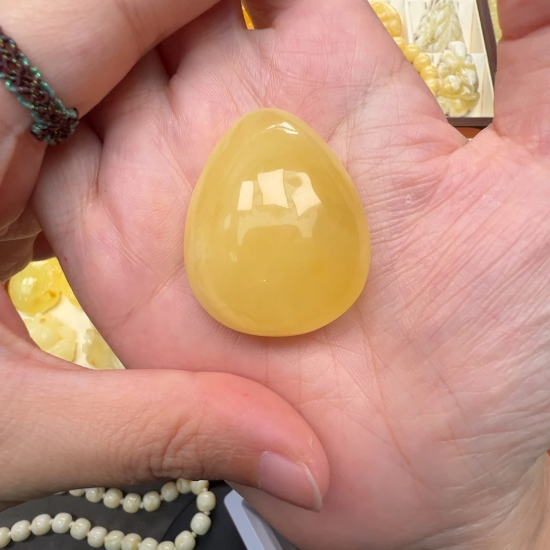 琥珀未镶嵌裸石蜜蜡