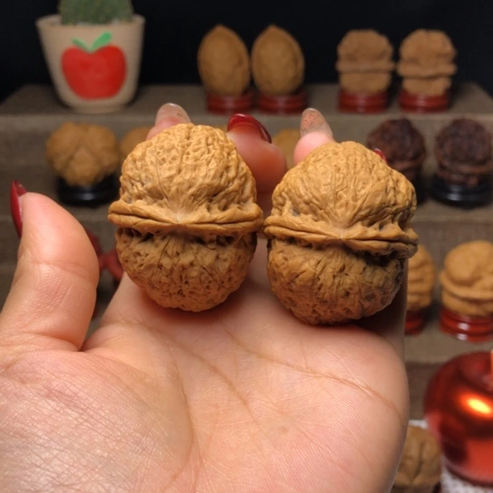 文玩核桃把件21祥龙罗汉