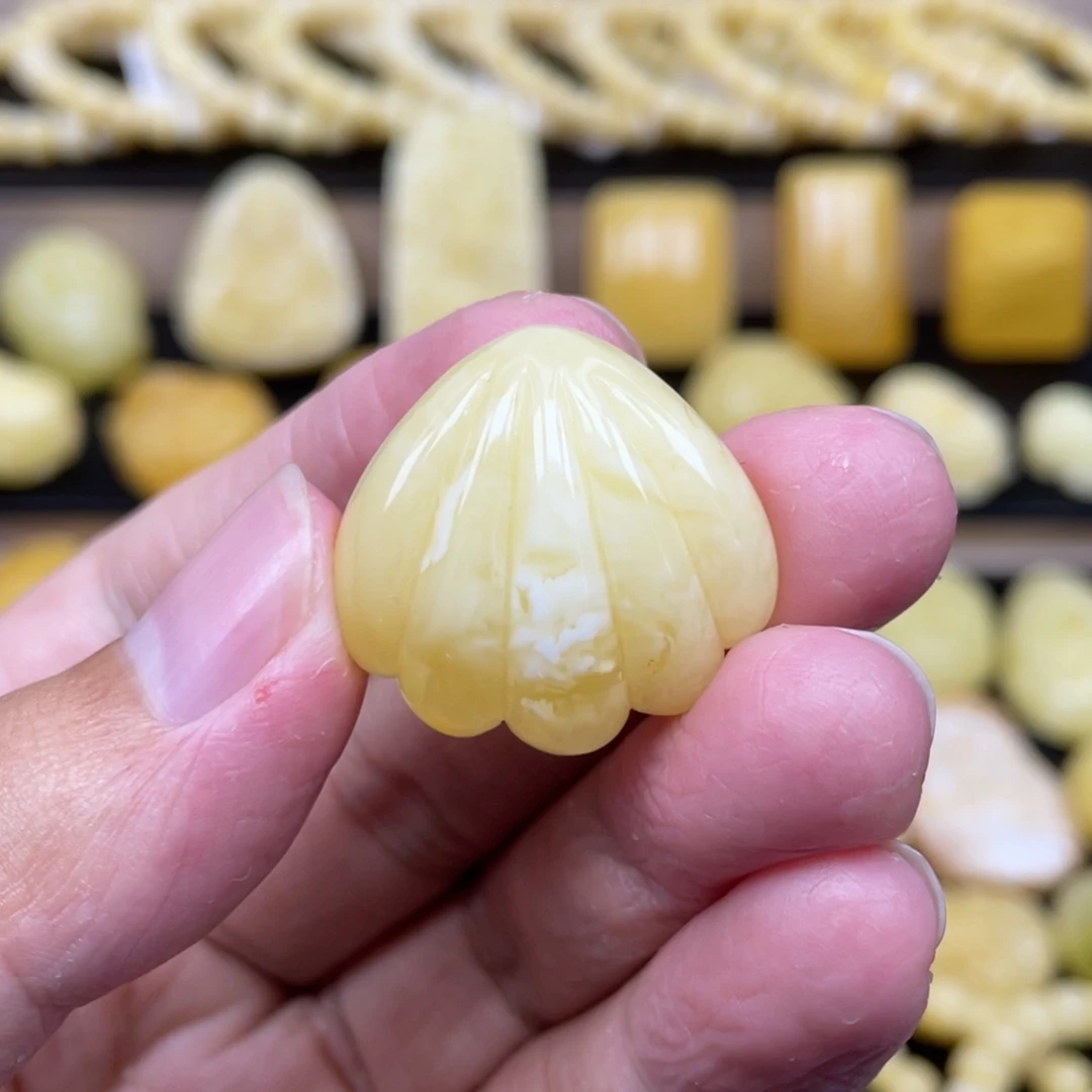 琥珀未镶嵌裸石琥珀蜜蜡