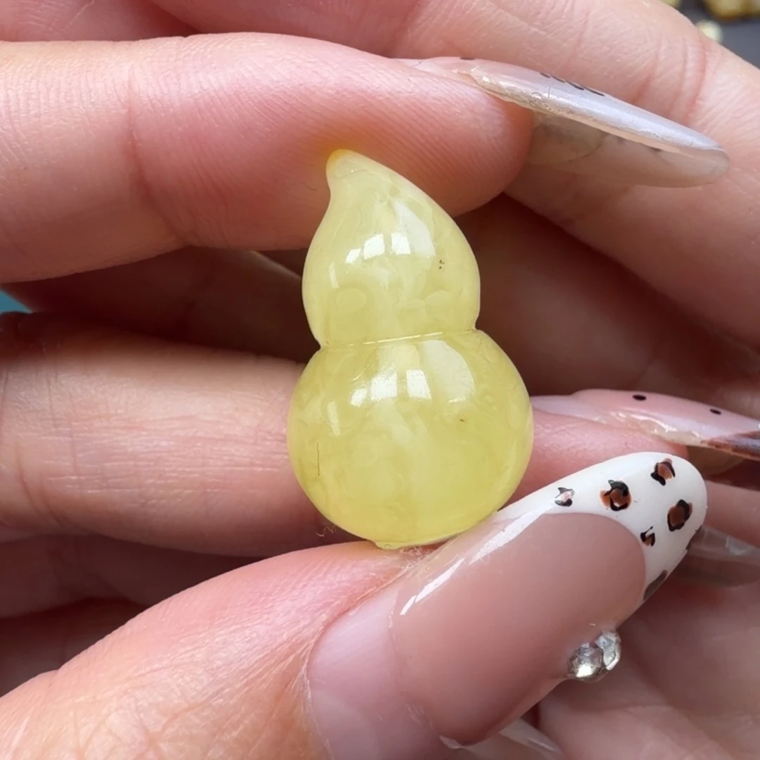 琥珀未镶嵌裸石蜜蜡