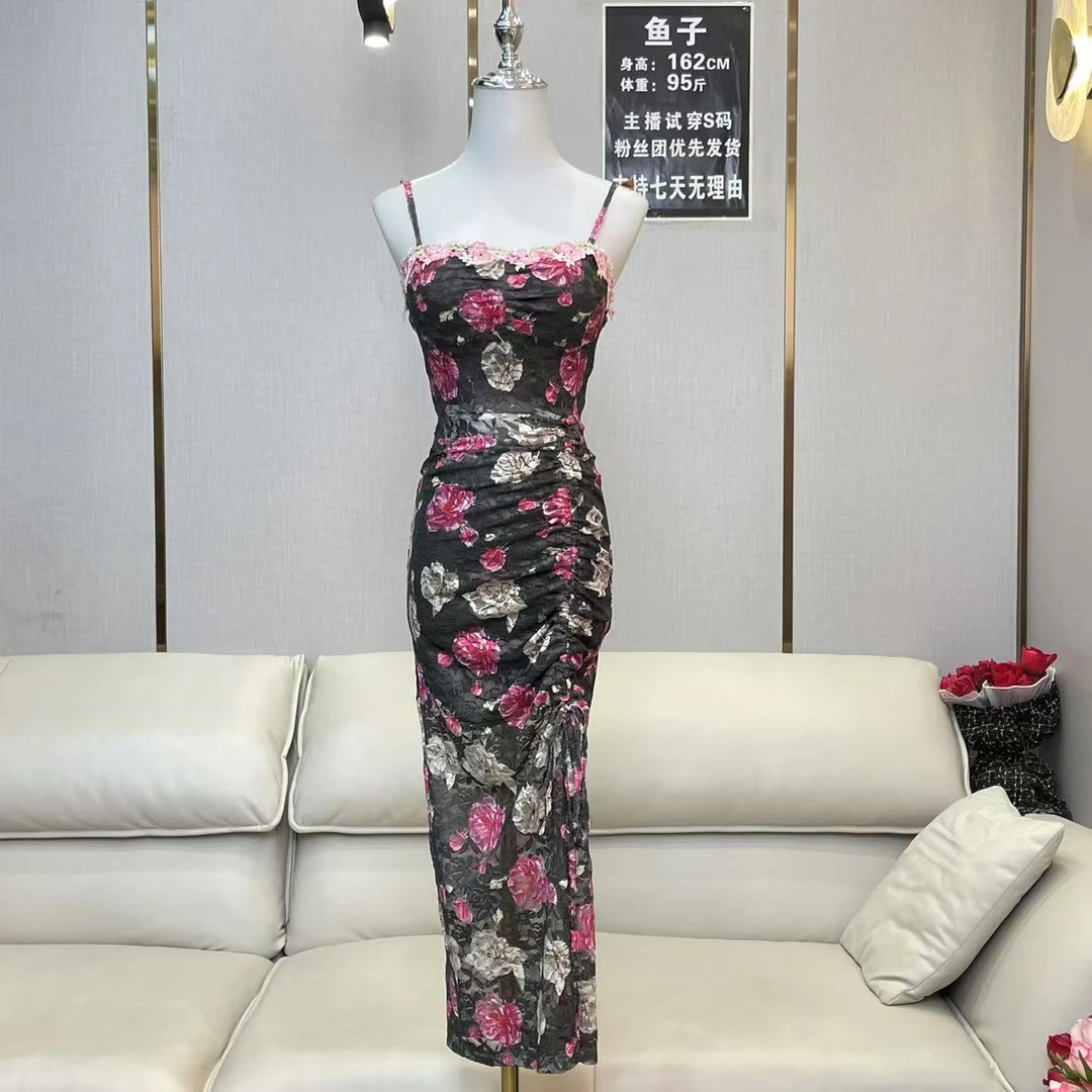 BECHARMING「花落小城」时尚气质碎花显瘦开叉吊带连衣裙Q0876