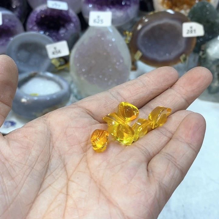囚***鸟未镶嵌水晶大型摆件（非配饰）