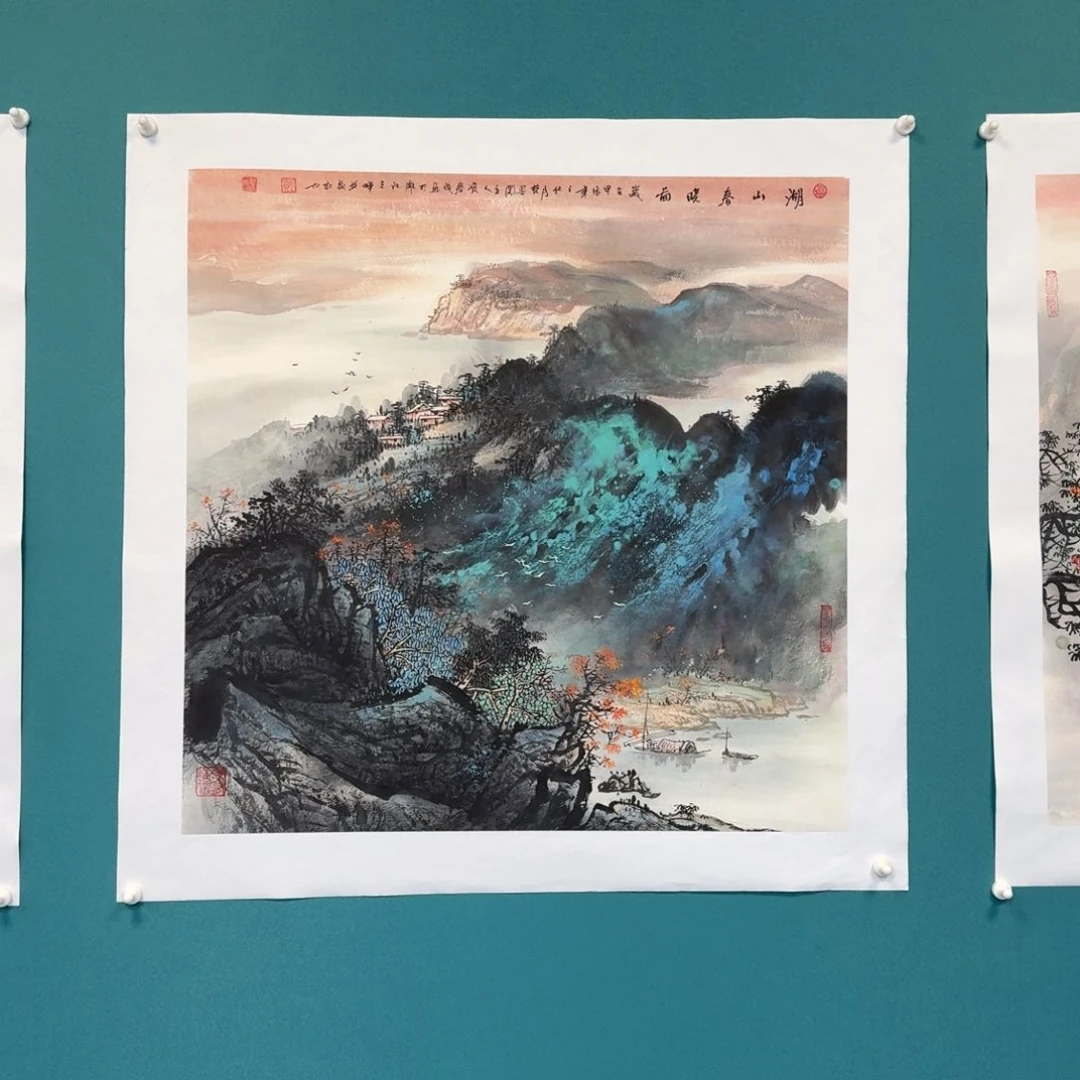 国画资春成泼彩山水