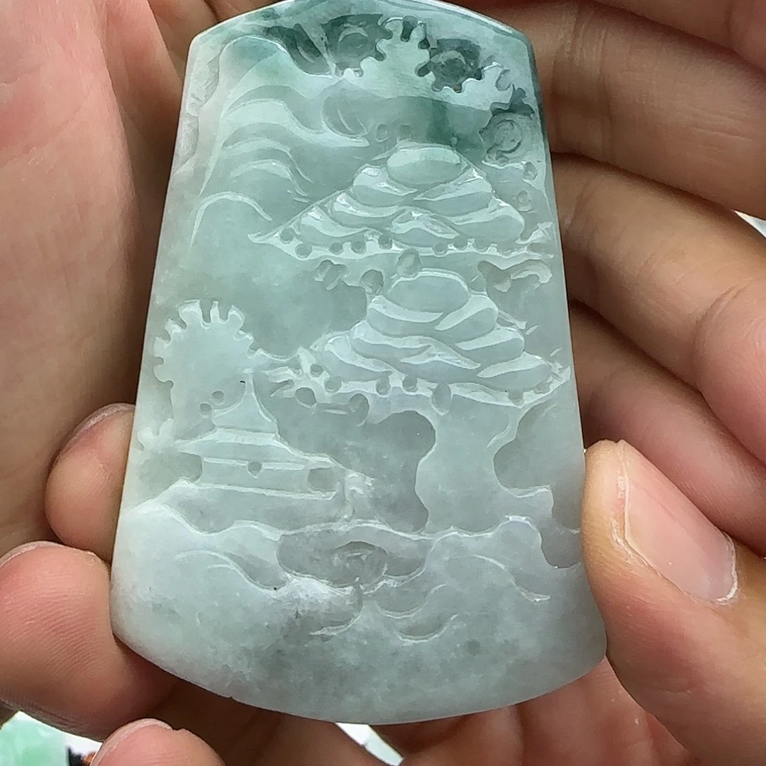 寂***雪翡翠未镶嵌颈饰翡翠