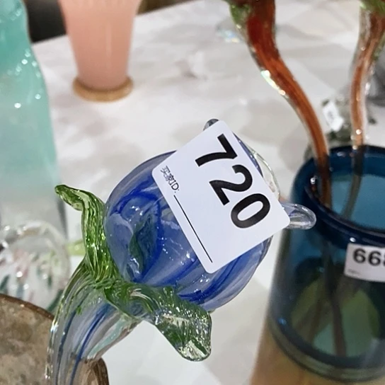 琉璃花瓶高45厘米宽6厘米