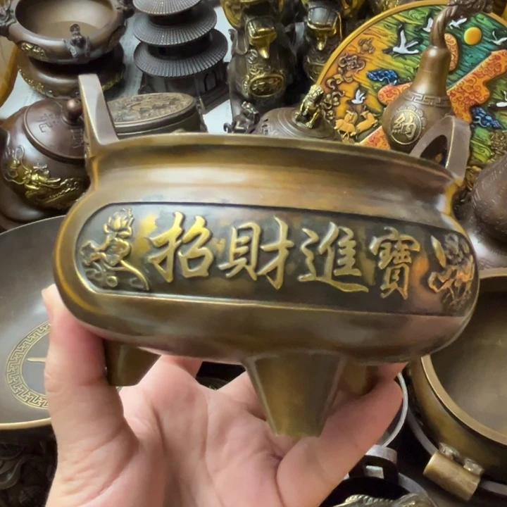 精美铜器摆件藏收