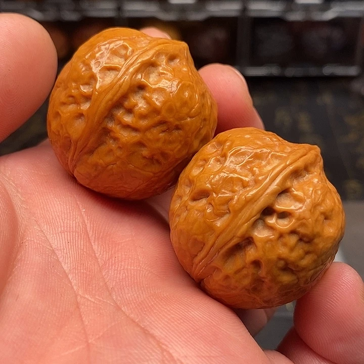 把件文玩核桃弹珠元宝