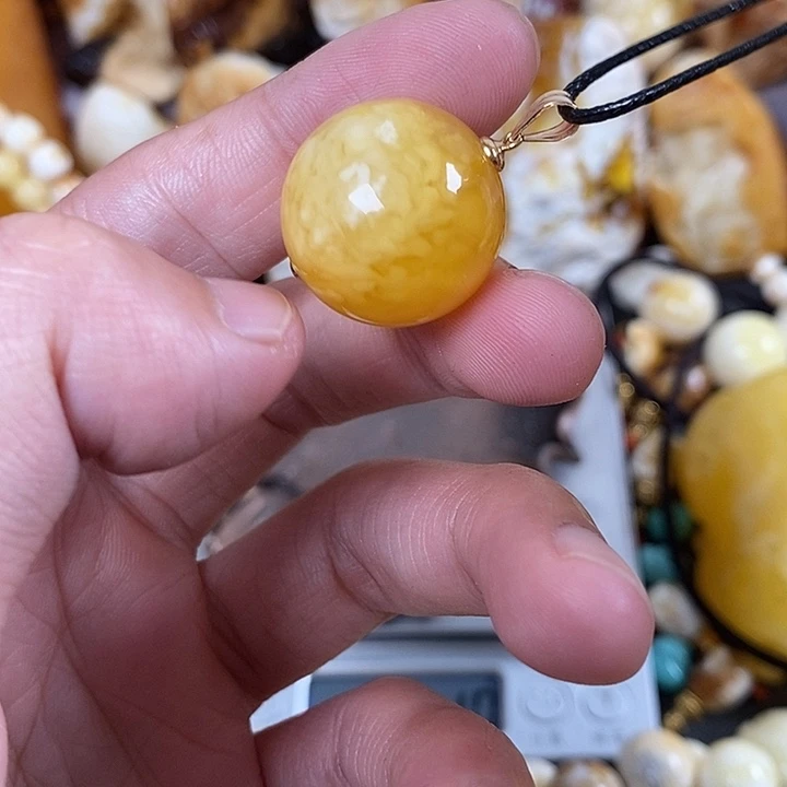 一***晶琥珀未镶嵌裸石我