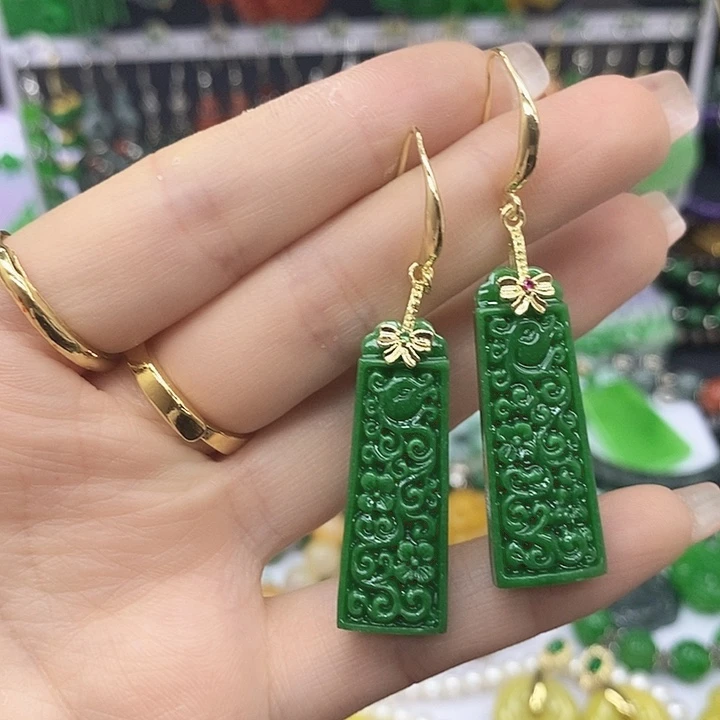 翡翠未镶嵌颈饰耳坠69