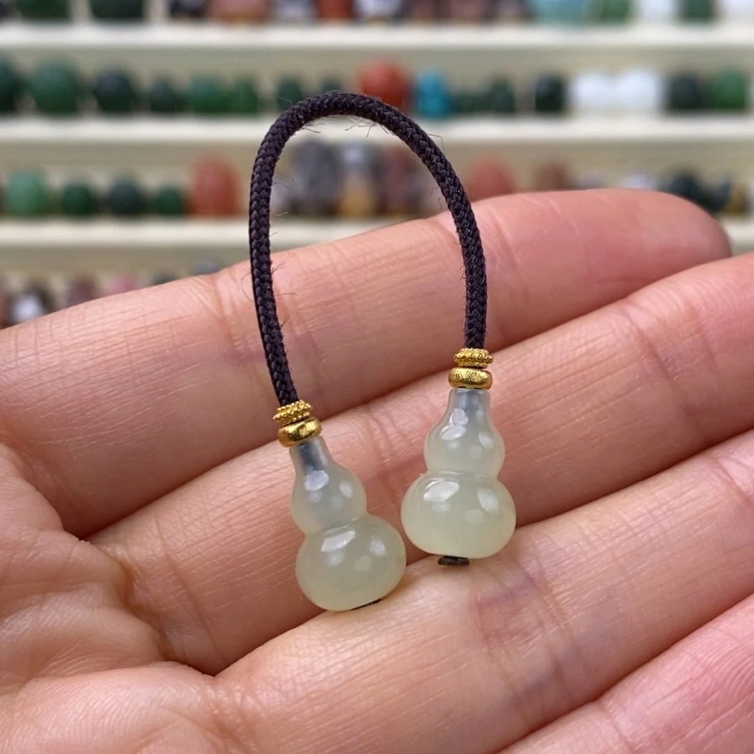 和田玉18K金镶嵌颈饰