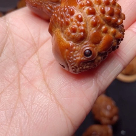 【闪购商品】手串/手链橄榄核35左右金蝉手球