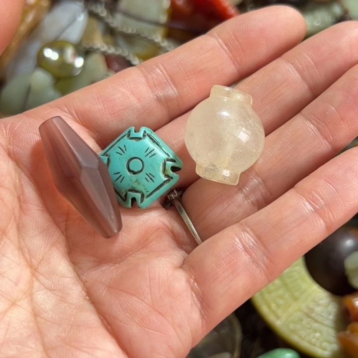 小***v皮质铁合金我也很喜欢这个风格啊好