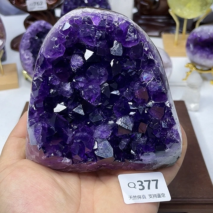 未镶嵌大型摆件（非配饰）水晶