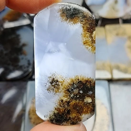 玛瑙/玉髓未镶嵌珠宝奇石