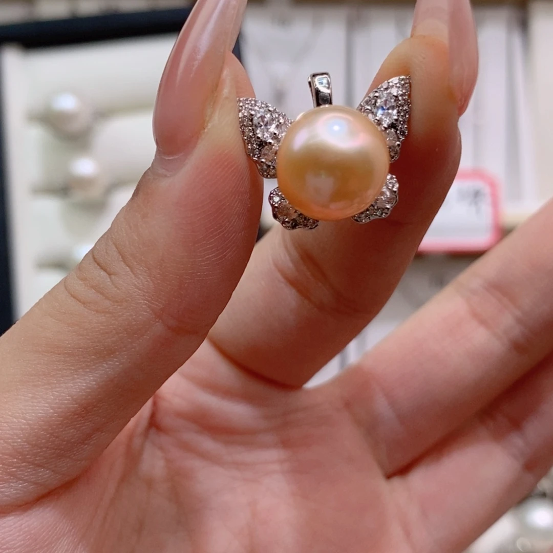 吊坠(赠链)未镶嵌淡水珍珠