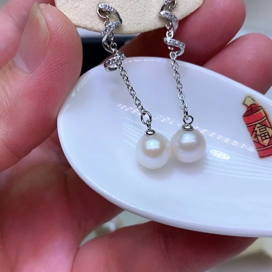 银S925镶嵌淡水珍珠耳饰