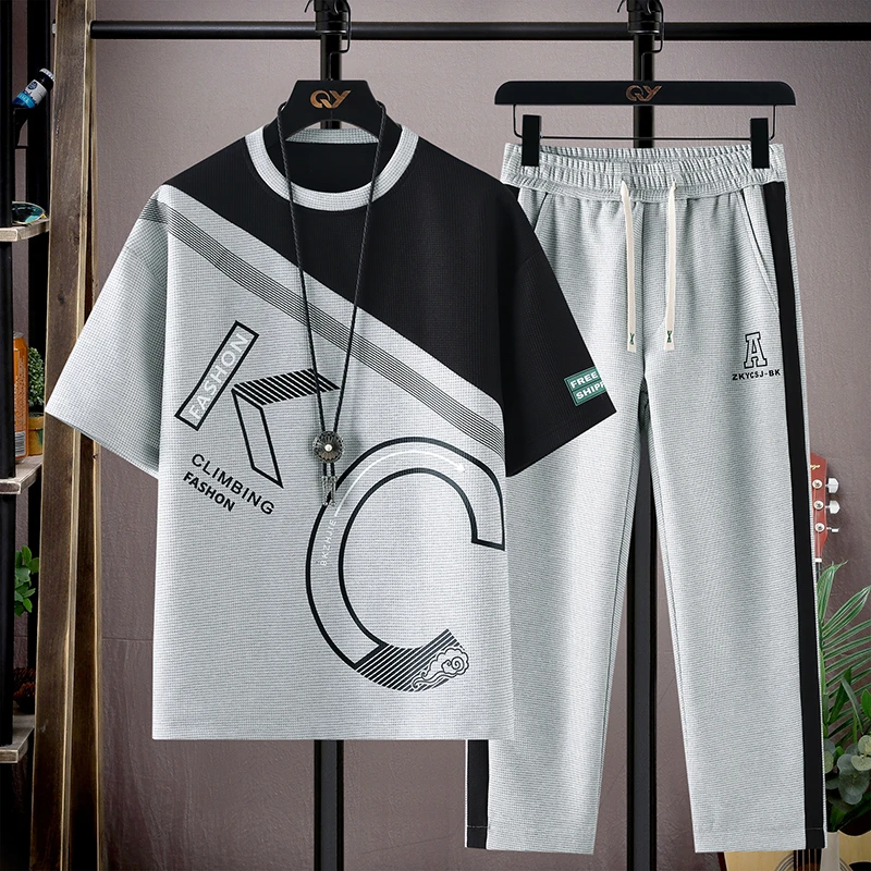 男士短袖t恤夏季宽松圆领半袖休闲套装青少年男生长裤运动两件套