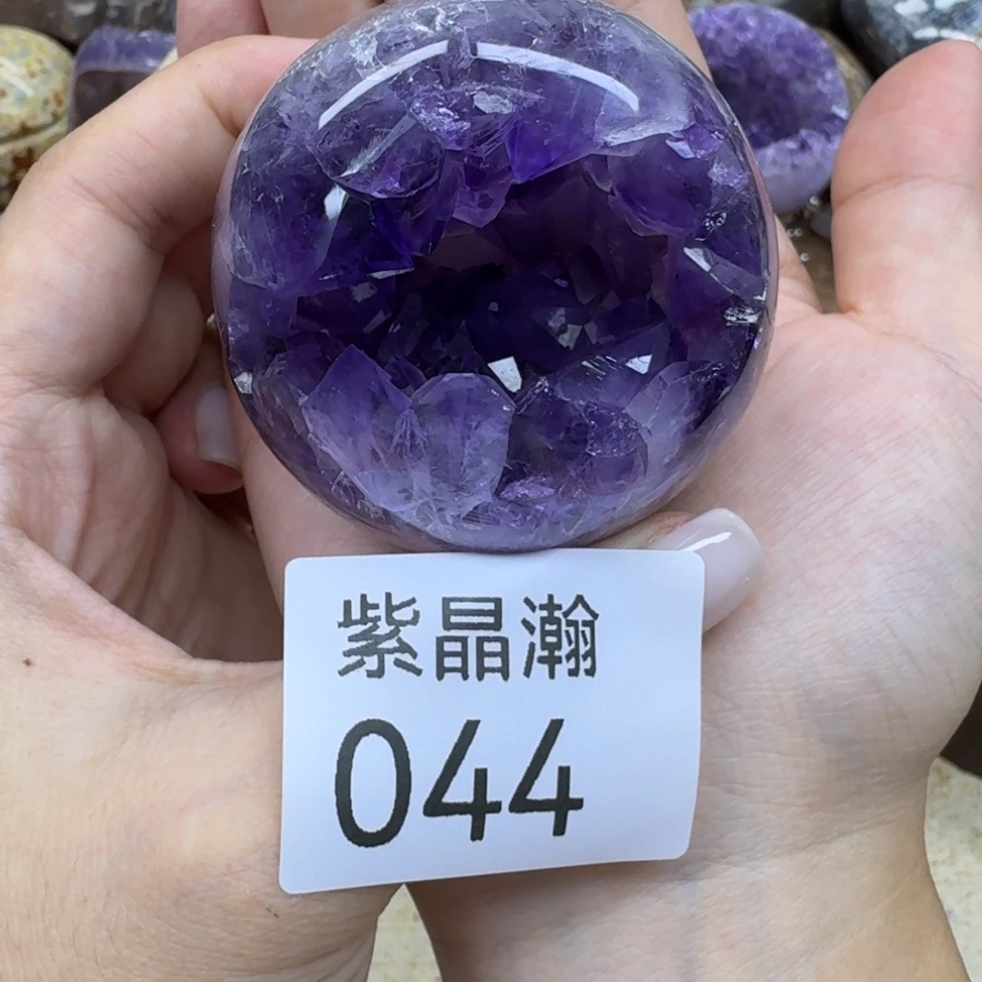 未镶嵌水晶大型摆件（非配饰）