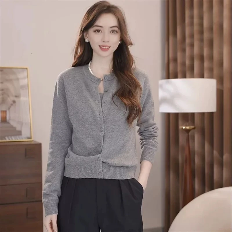 阿玛施【官方正品】新款温柔气质圆领绵羊毛针织衫女毛衣5499274