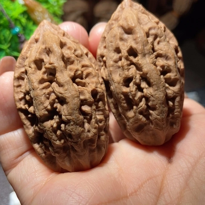 把件文玩核桃东北楸子小雪30