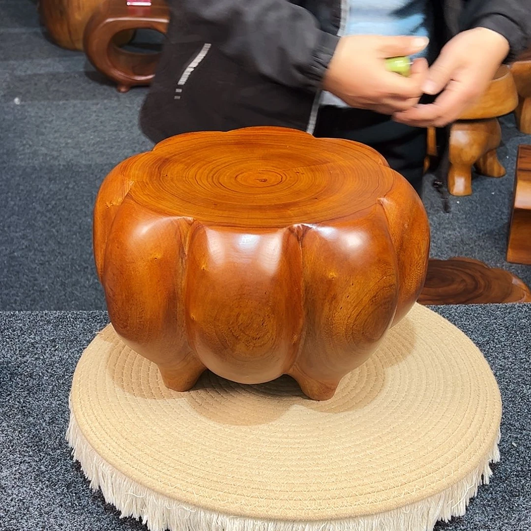 33 号香樟木尺寸：34-34-21cm