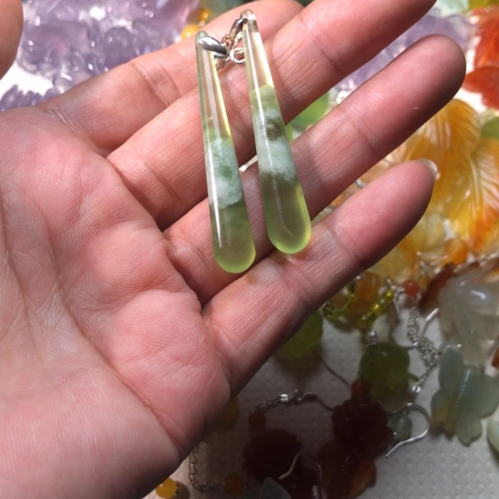 影***子蛇纹石玉未镶嵌耳坠