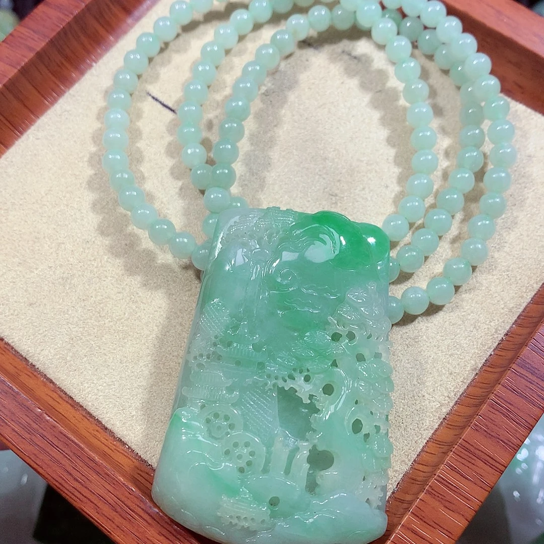 颈饰未镶嵌翡翠缅甸翡翠