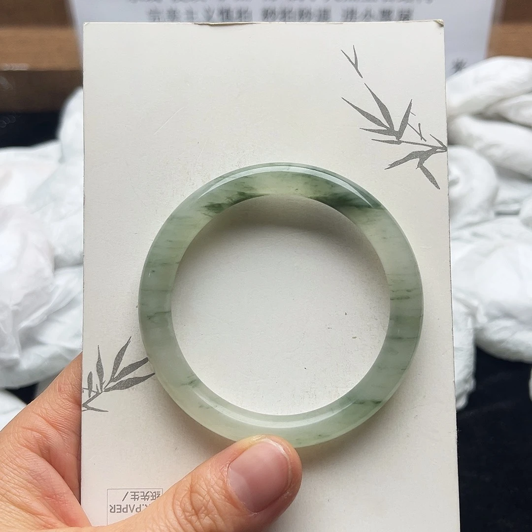 未镶嵌手镯石英质玉25