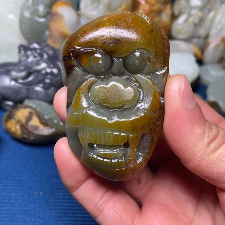 颈饰未镶嵌和田玉良*厚