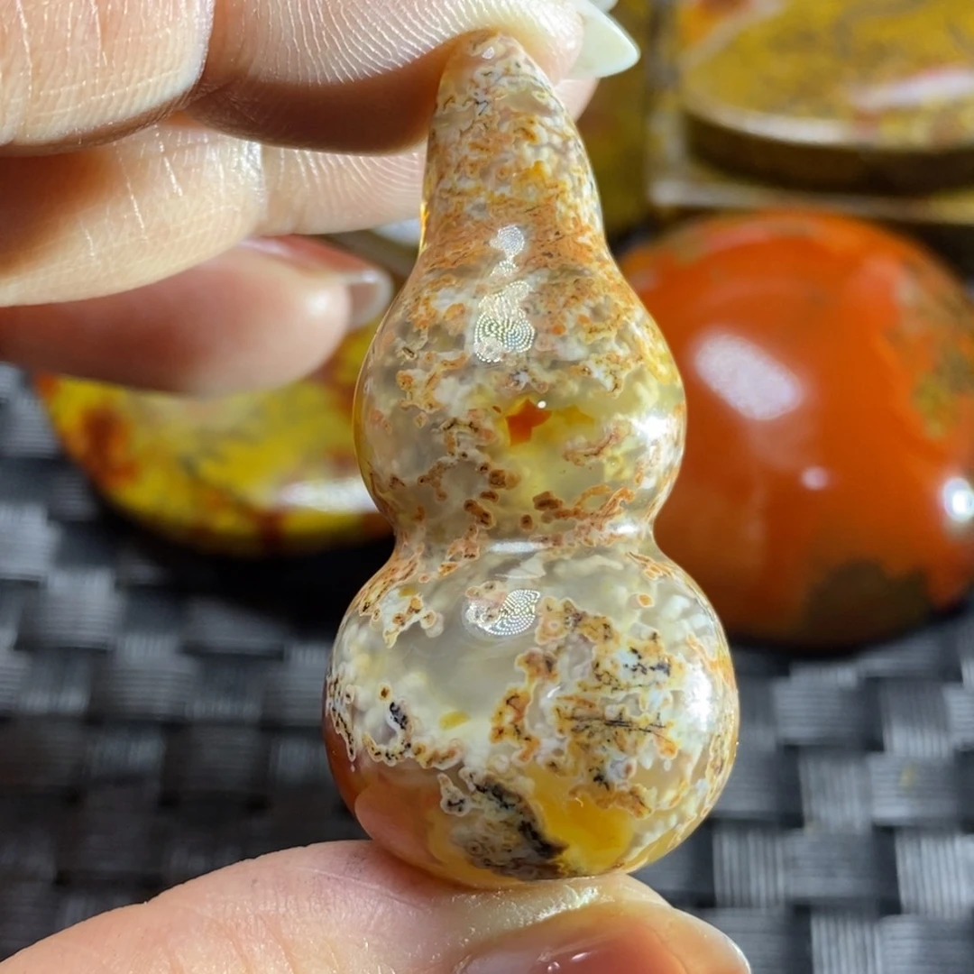 玛瑙/玉髓挂件未镶嵌