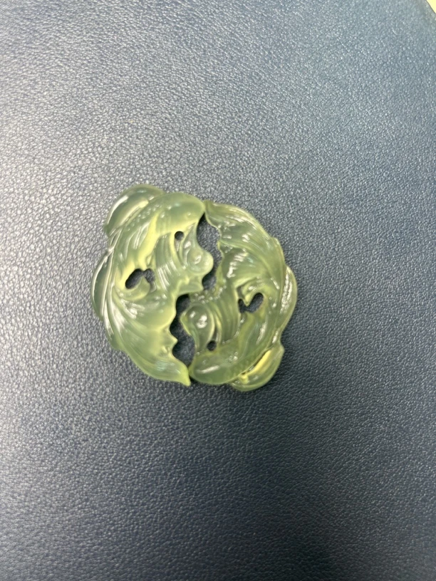 天然岫玉双鱼吊坠