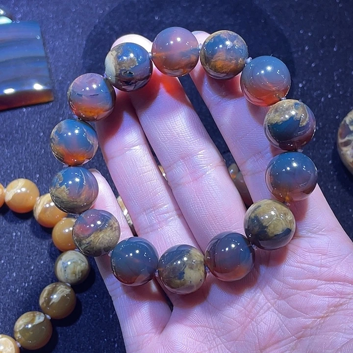 琥珀未镶嵌裸石缅甸琥珀