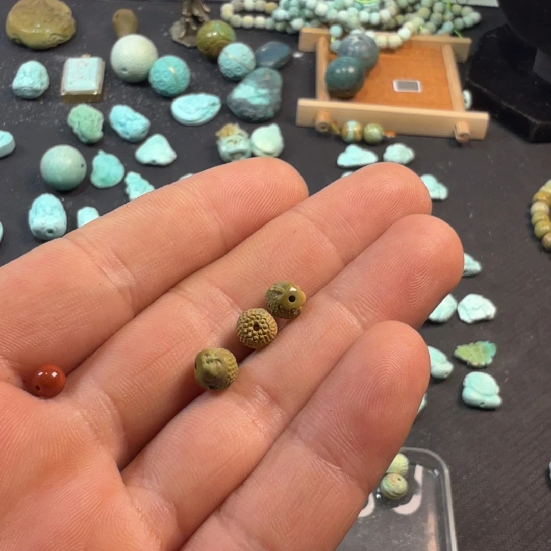 南红玛瑙未镶嵌珠宝奇石