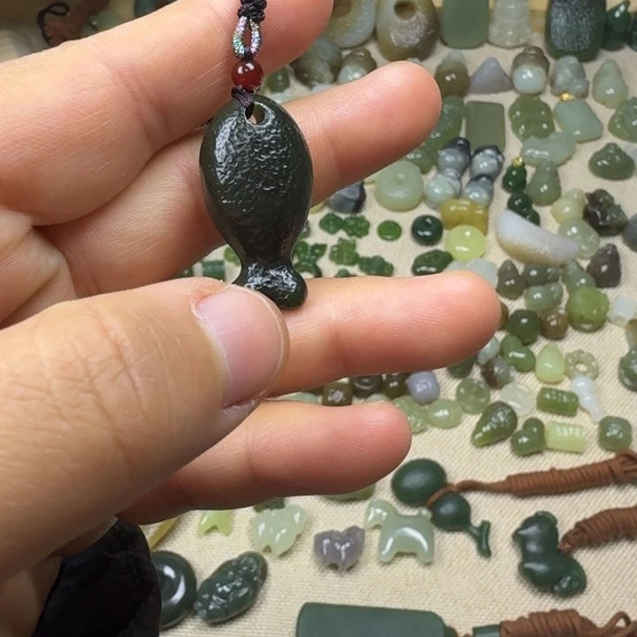 和田玉（糖玉）未镶嵌车挂