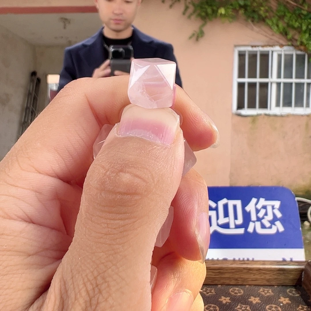 未镶嵌水晶珠宝半成品粉水晶随行13mm一颗