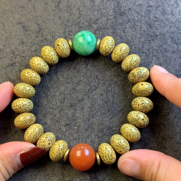 星月菩提吊坠手串