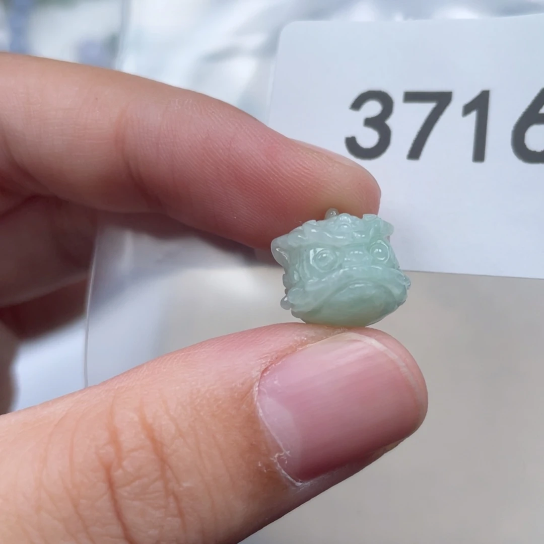 翡翠未镶嵌颈饰天然A货缅甸翡翠
